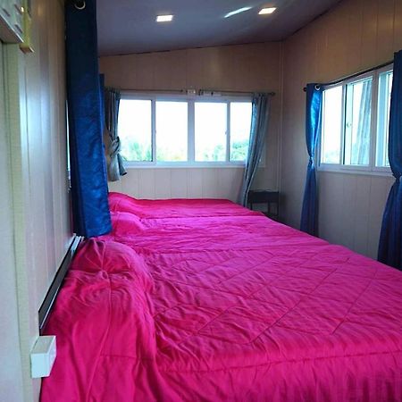 Feel Like Home แบบบ้านบ้าน 那空猜西 外观 照片