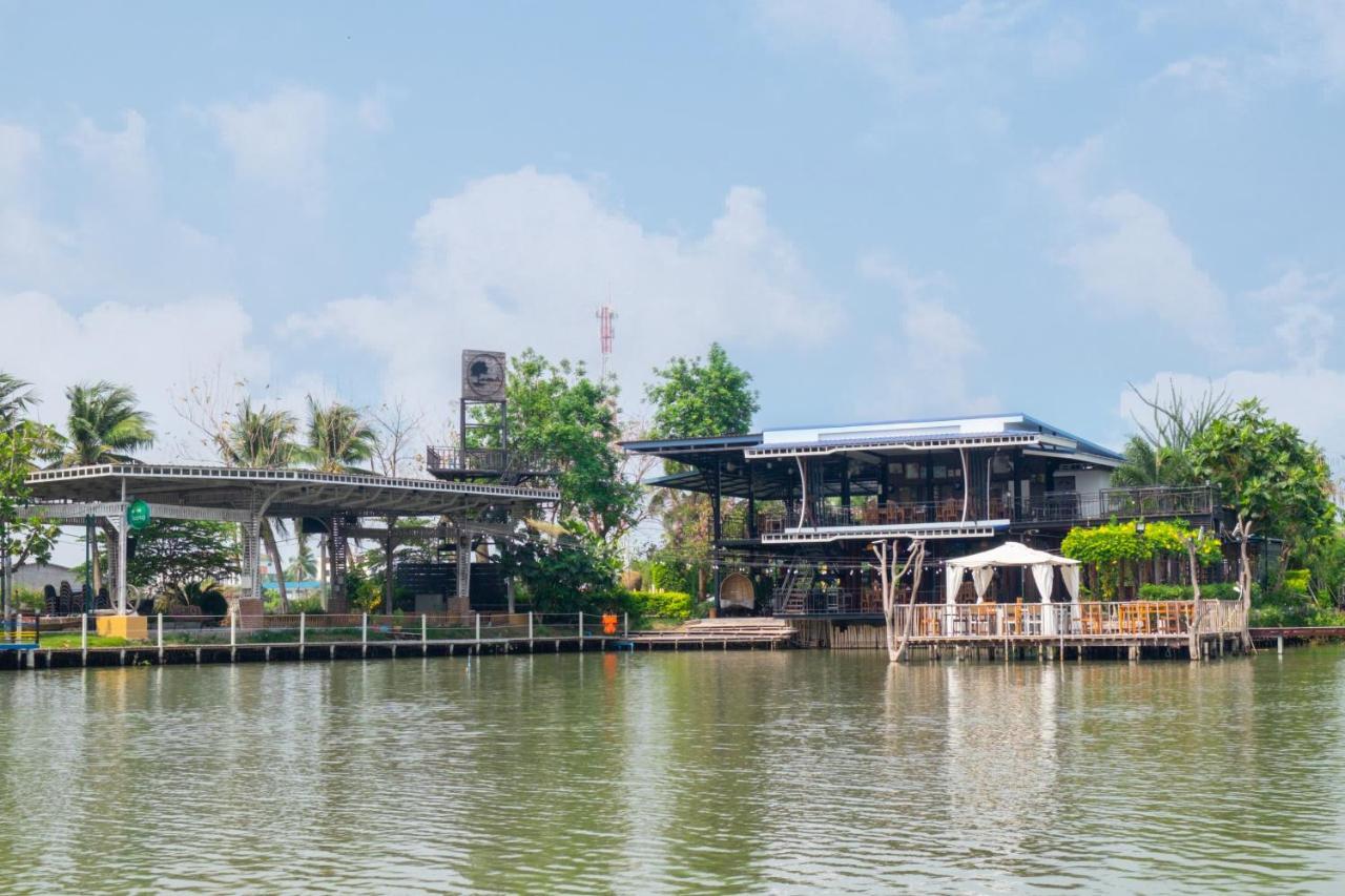 Feel Like Home แบบบ้านบ้าน 那空猜西 外观 照片