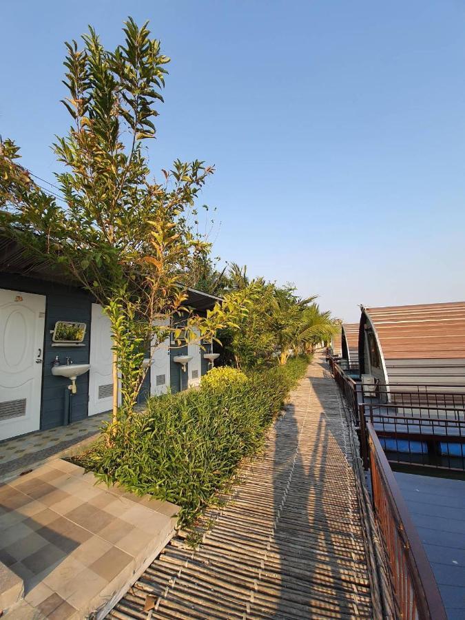 Feel Like Home แบบบ้านบ้าน 那空猜西 外观 照片