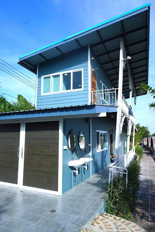 Feel Like Home แบบบ้านบ้าน 那空猜西 外观 照片